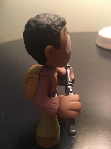Funko Mystery Minis The Walking Dead Series 4 Noah Vinyl Figure OOB - Picture 3 of 7