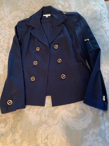 St.John navy cotton pants suit with gold hardware trim - Picture 2 of 12