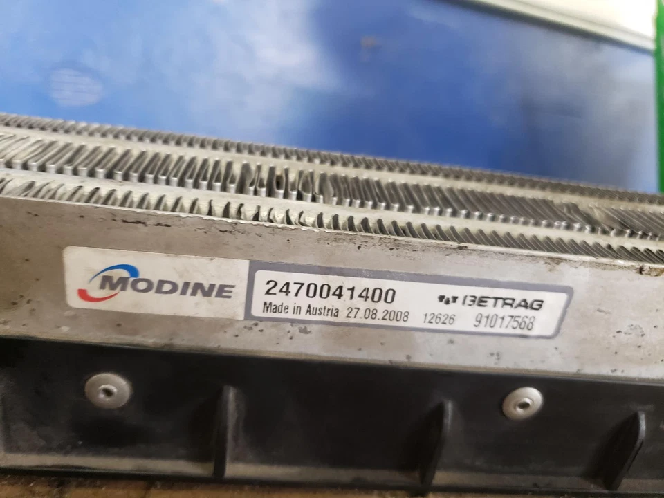 2009 BMW M6 Transmission Cooler ID# 2470041400 - Imagem 3 de 4