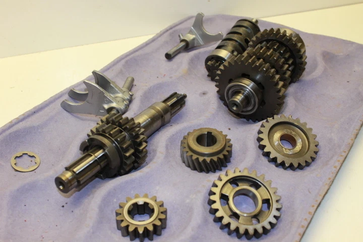 Suzuki TM 250 TM250 Champion #4209 transmisión y varios Cambio de marchas cambio de tambor Foto 3 de 4