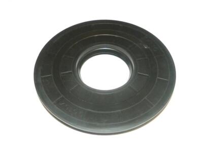 New Outer Side Crank Shaft Oil Seal For Yamaha 98-05 Gp 00-01 Xl 02-04 Xlt 800Cc