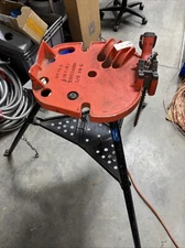 460 Ridgid Tristand 1/8-6 Portable Clamp Vise Pipe Threading Chain Tripod Stand