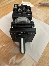 ALLEN BRADLEY K2H0142US 3 way switch Gas/OIL Boiler