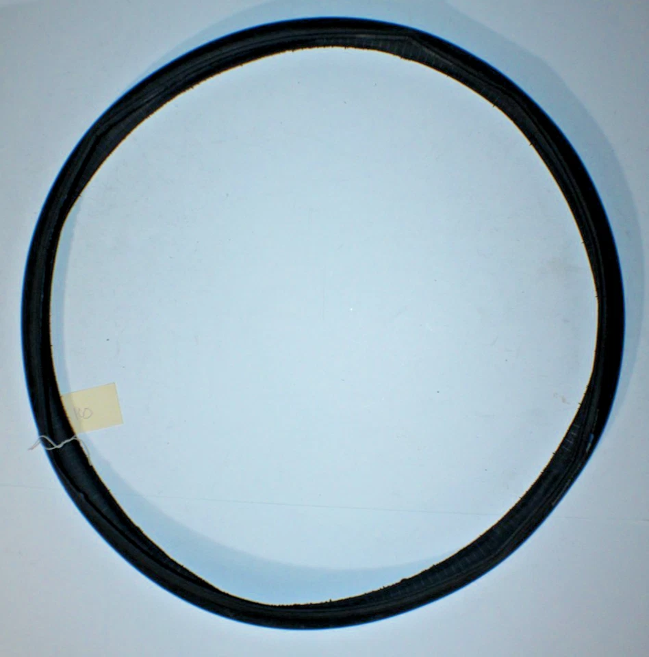 Bontrager AW3 700x28c Rennrad Reifen Allwetter Hardcase schwarz Drahtreifen Ordner