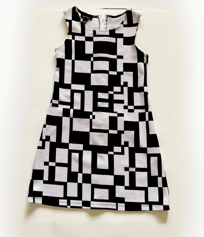 Vintage Dress For Girls - Image 2 of 4