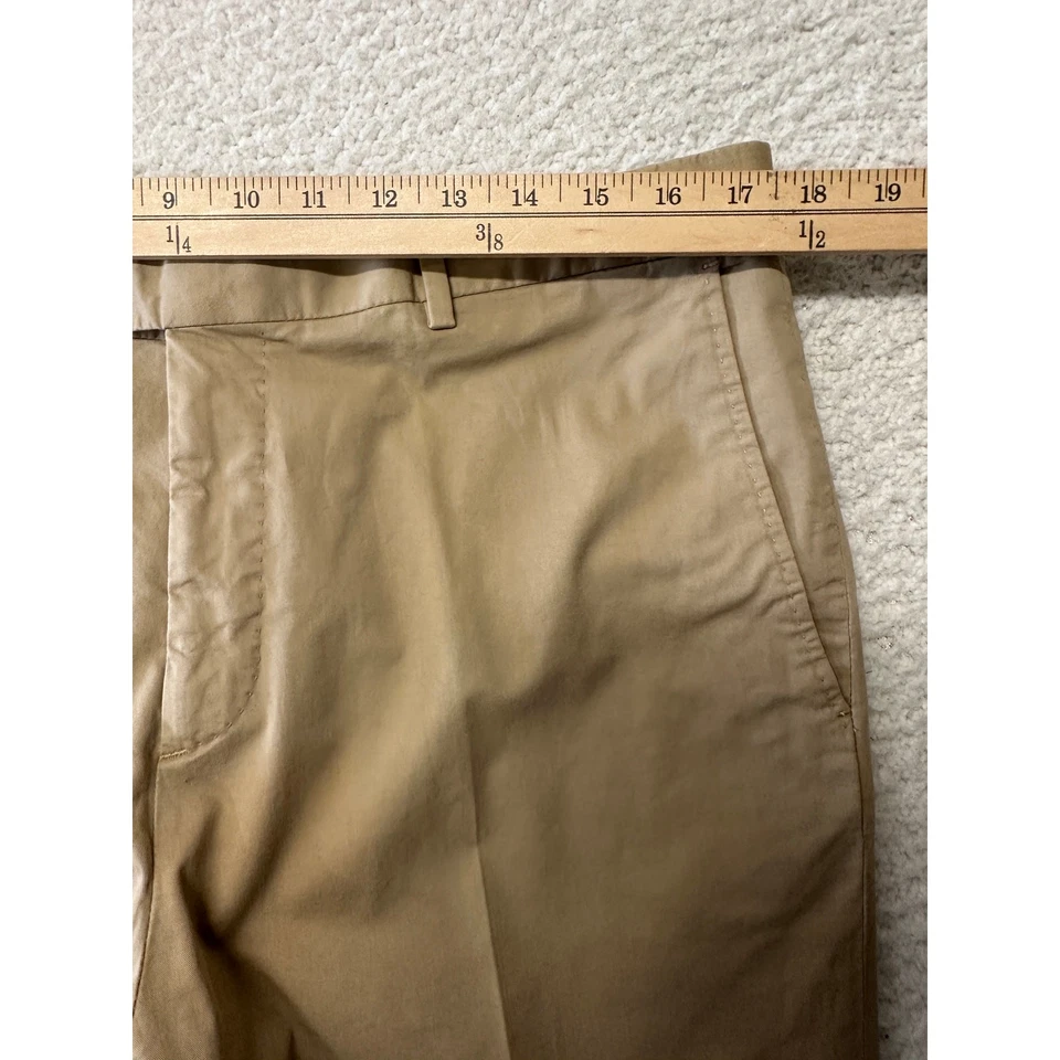 Shorts masculino Lauren Ralph etiqueta roxa tamanho 34 - Imagem 2 de 4