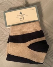 NWT 1 pair of Baby Gap Boys Beige Socks with Blue Stripe 2-3 years B11