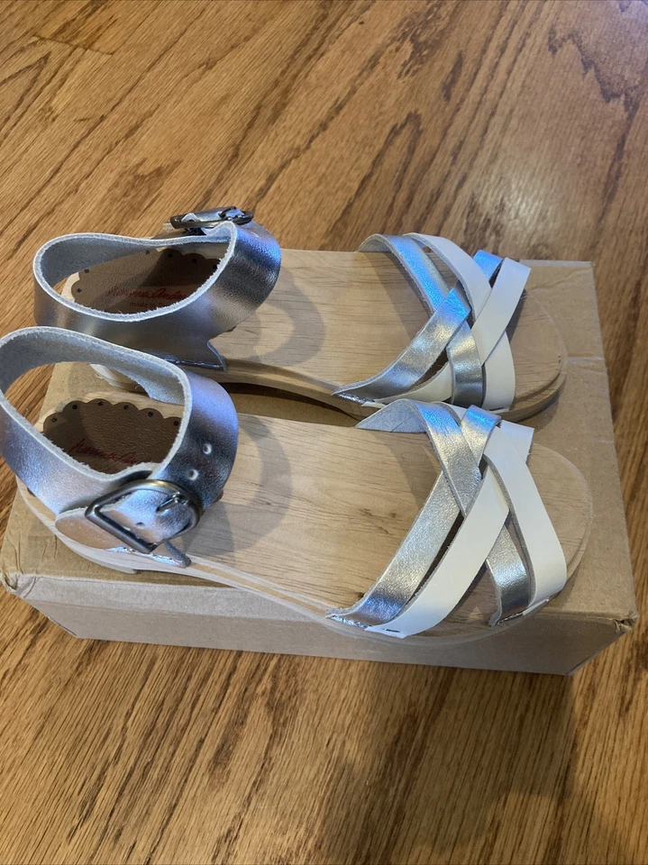 NIB-Hanna Andersson Stardust glitter sandal clog, silver, size 12.5 US, size 30 - Image 4 of 4