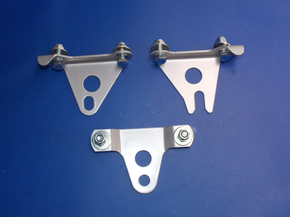 KTM PENTON 125/175/250/350 1977-1978 SOPORTES DE ASIENTO SOPORTES DE SILLÍN + KIT DE PERNOS Foto 4 de 4