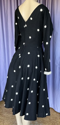 TRUE VINTAGE 1950’s Rockabilly Black Wool/Ivory Mohair Fit/Flare Dress Size S - Picture 5 of 12