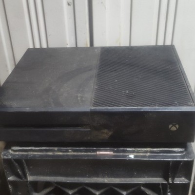 Microsoft Xbox One Home Console Model 1540 Black HDMI 2015 Platform Xbox One