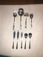 Wm Rogers MFG CO Orig Rogers “Inheritance” Serving Pieces (9 Pieces)