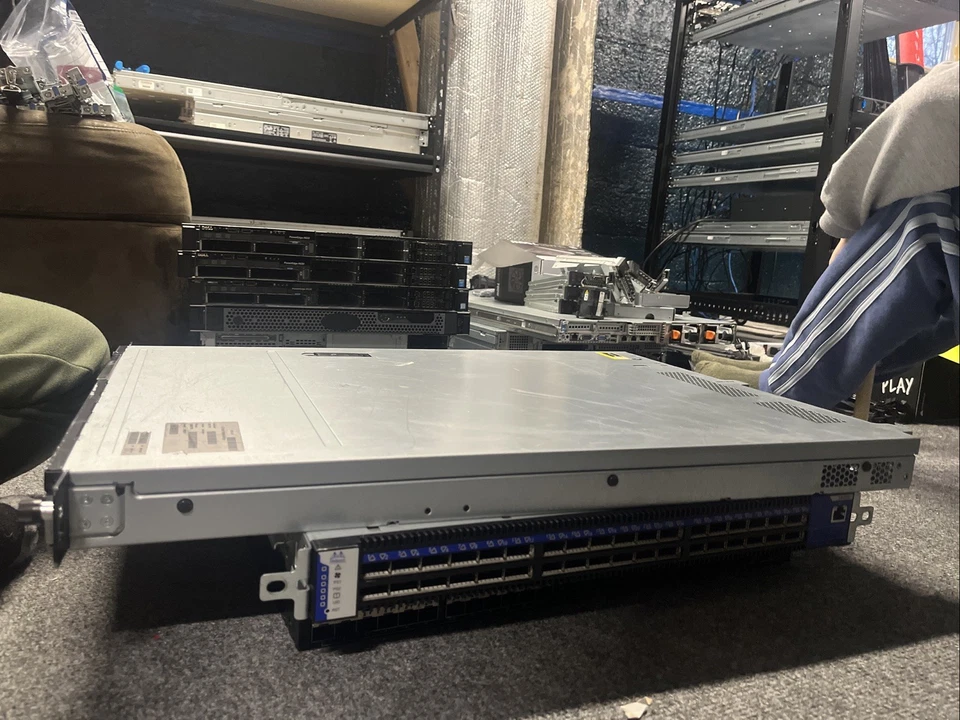 HP ProLiant DL160 Gen9 8GB MISSING FANS - Image 3 of 4