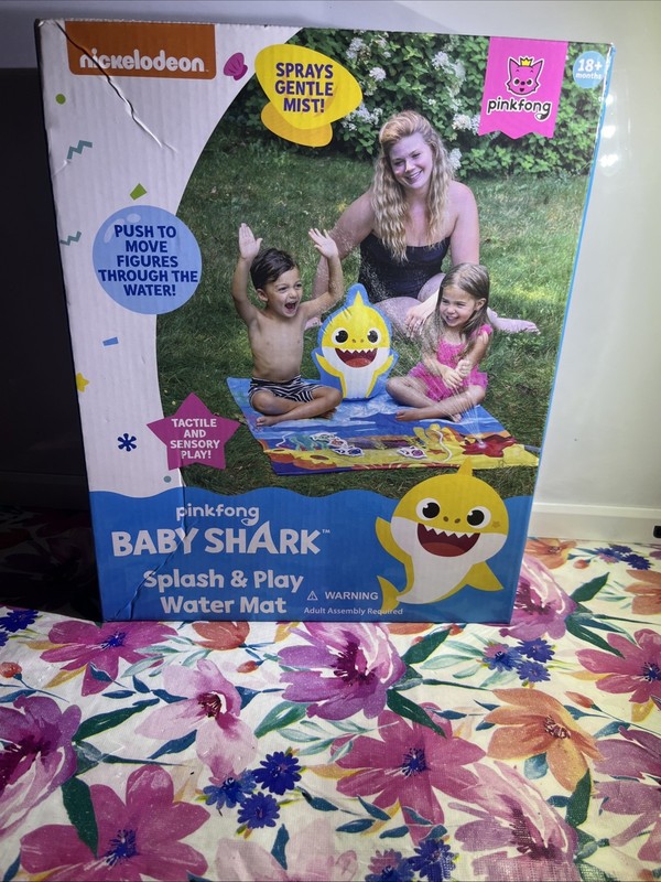 Pink Fong Baby Shark Splash & Play Water Mat New In Box
