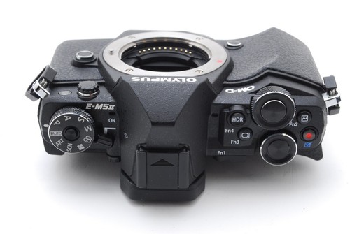 【MINT S/C 1377】Olympus OM D E M5 II 16.1MP Mirrorless Camera 14-150mm f/4-5.6 JP - Picture 6 of 12