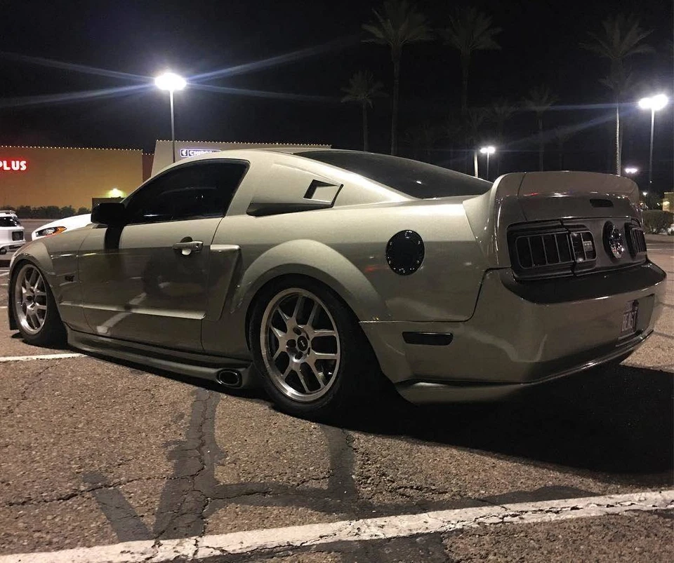 Kits de carrocería KBD estilo Eleanor alerón trasero de uretano para Ford Mustang 05-09 Foto 3 de 4