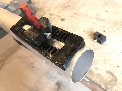Curved Magnetic Jig Number Letter Stamp Punch Guide 10-13mm Vin Chassis Restore - Picture 2 of 15