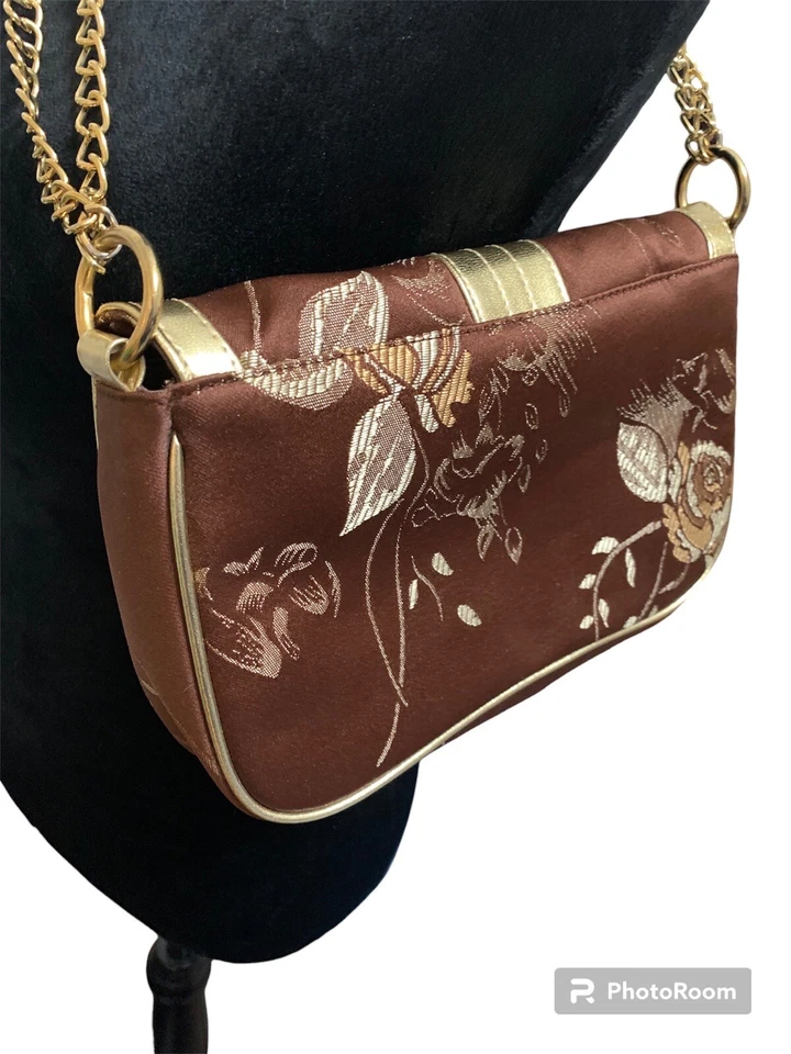 Cartera Newport News Damas Bordada Marrón Dorado Estrás Flor Cierre Foto 4 de 4