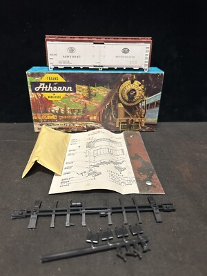 Athearn HO Scale New York Central MDT 40' Reefer Car, Unbuilt Kit # 5025
