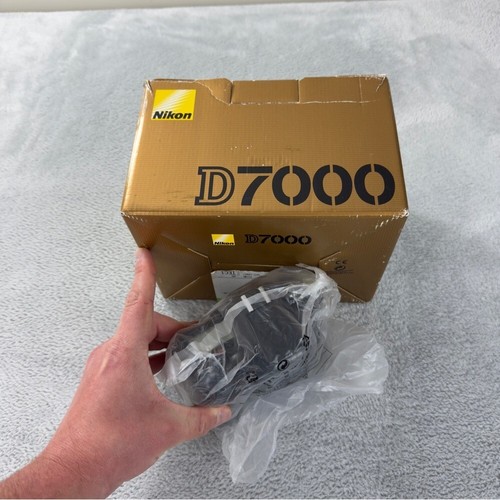 Nikon D7000 DSLR NWT Camera Body Only New - Picture 7 of 8