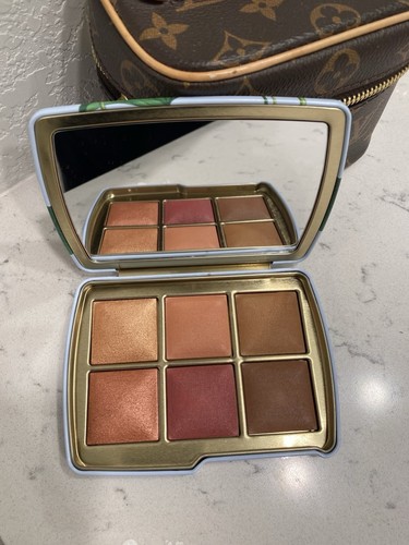Hourglass Ambient Lighting Edit entsperrt Lotus Flower Palette authentisch neu im Karton