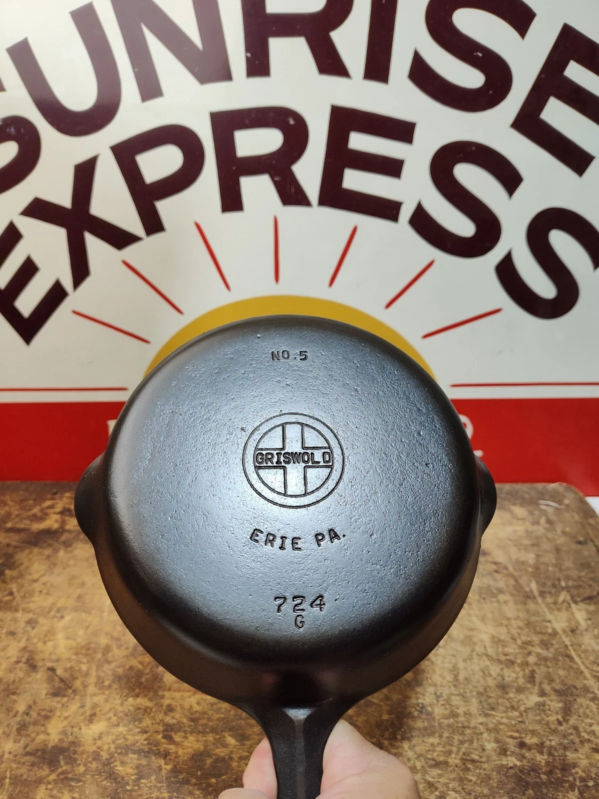 "Fully Restored" GRISWOLD Cast Iron Skillet Pan 8" Small Logo Seasoned Flat