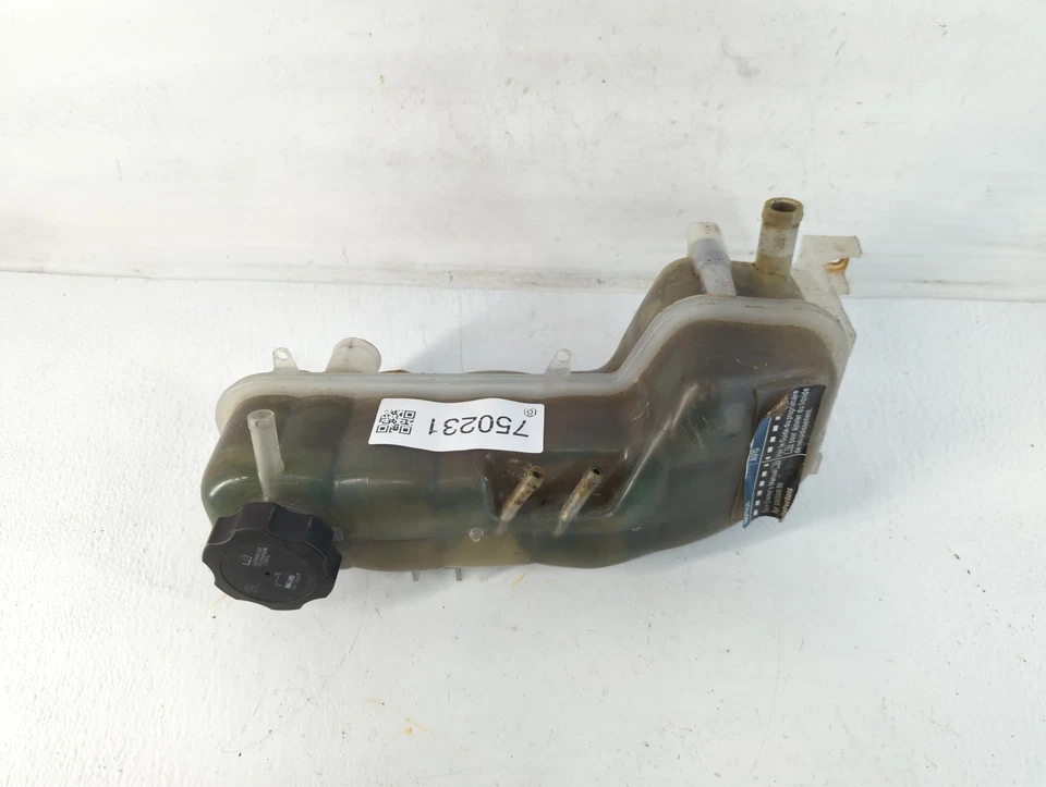 Chevrolet Malibu 1999 radiador refrigerante desbordamiento expansión tanque botella FJZH3 Foto 2 de 4