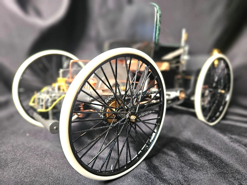 Franklin Mint 1896 Ford Quadricycle 1:6 Scale Inv. #4076 - Image 2 of 4