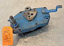 1986 Ford 1210 Tractor Hydraulic Valve W/ Plate