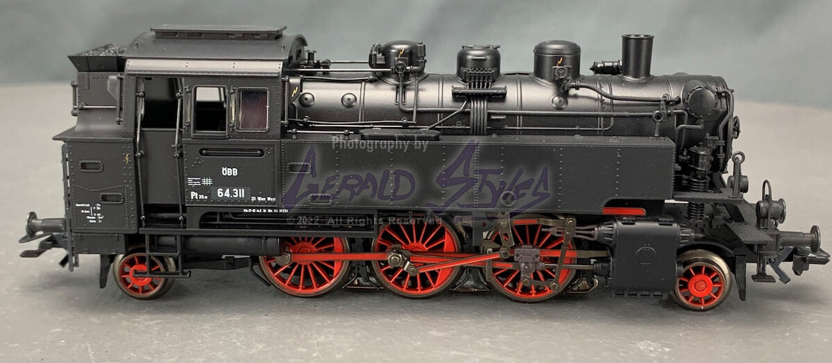 HO Märklin 39641 Austrian Federal Railway 64 ÖBB steam loco DCC