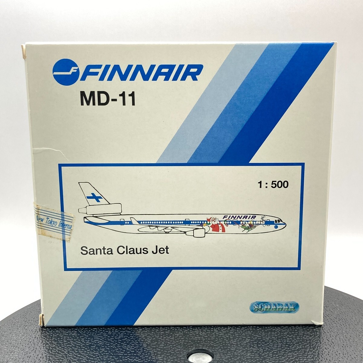 Schabak 1/500 MD-11 FINNAIR Santa Claus Jet Diecast model 843/59