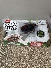 ZURU Robo Alive Crawling Cockroach Robotic Toy Glow in the Dark, MPN 7152