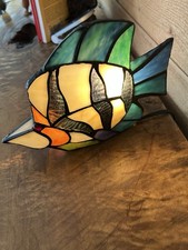 Quoizel Tiffany-Style Stained Glass Table Lam...