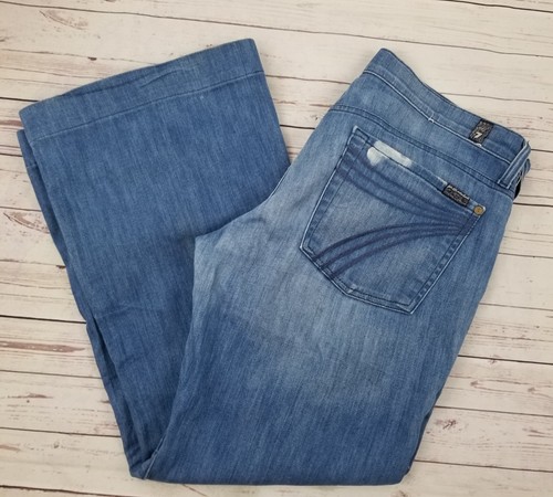7 For All Mankind Dojo Wideleg Crop Capris Light Wash Size 31