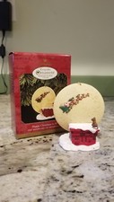 Hallmark Keepsake Ornament 1997 HAPPY CHRISTMAS TO ALL NEW Club Exclusive 
