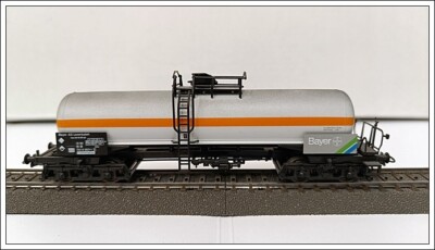 Roco Tankwagen AC-Achsen 4-Achs Bayer von Werk aus gealtert für Märklin