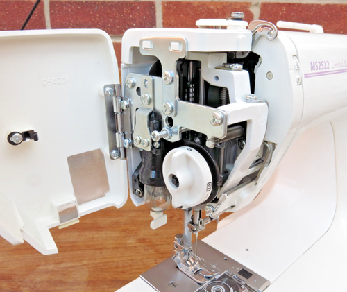 JANOME - MS2522 LIMITED EDITION - SEWING MACHINE – LIGHTLY USED – 2 of 3 LISTED - Picture 10 of 17