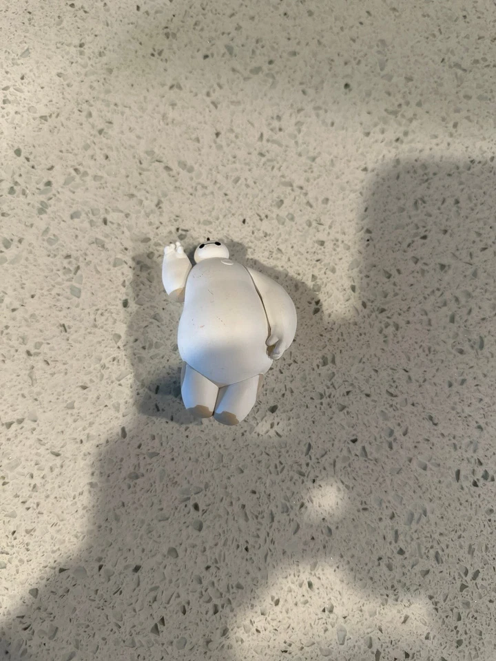 Disney hallmark ornament baymax from the Disney movie big hero six BZ - Image 4 of 4