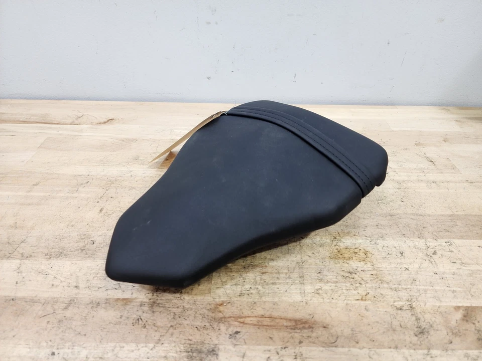 Asiento de pasajero trasero Pillón Ducati 1098 1198 848 2007-2010 OEM 59510811A Foto 3 de 4