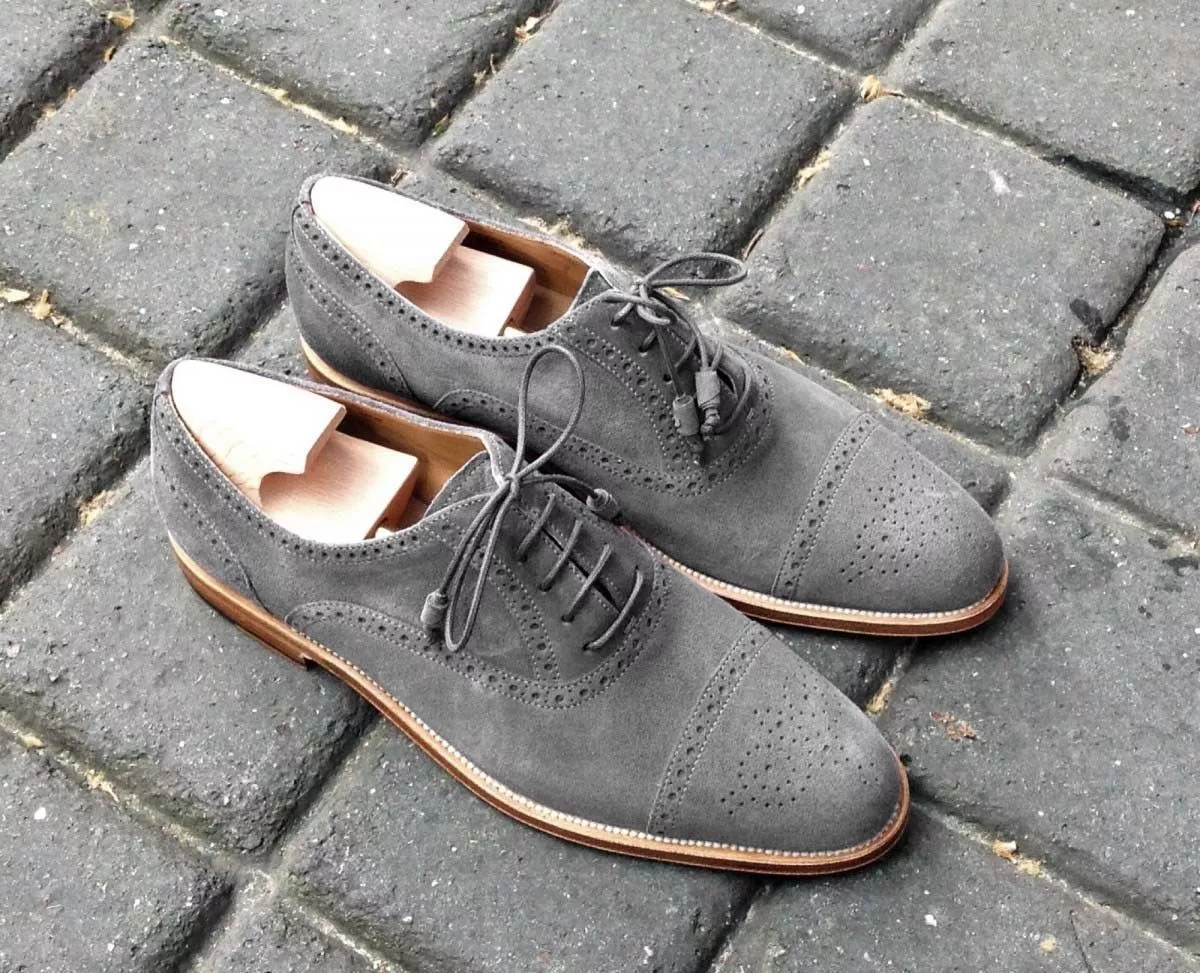 gray dress shoes for men