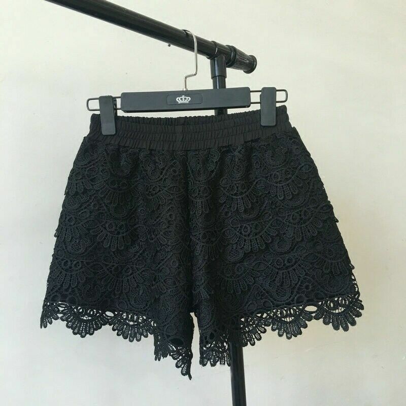 Spitzen-Shorts main image 1