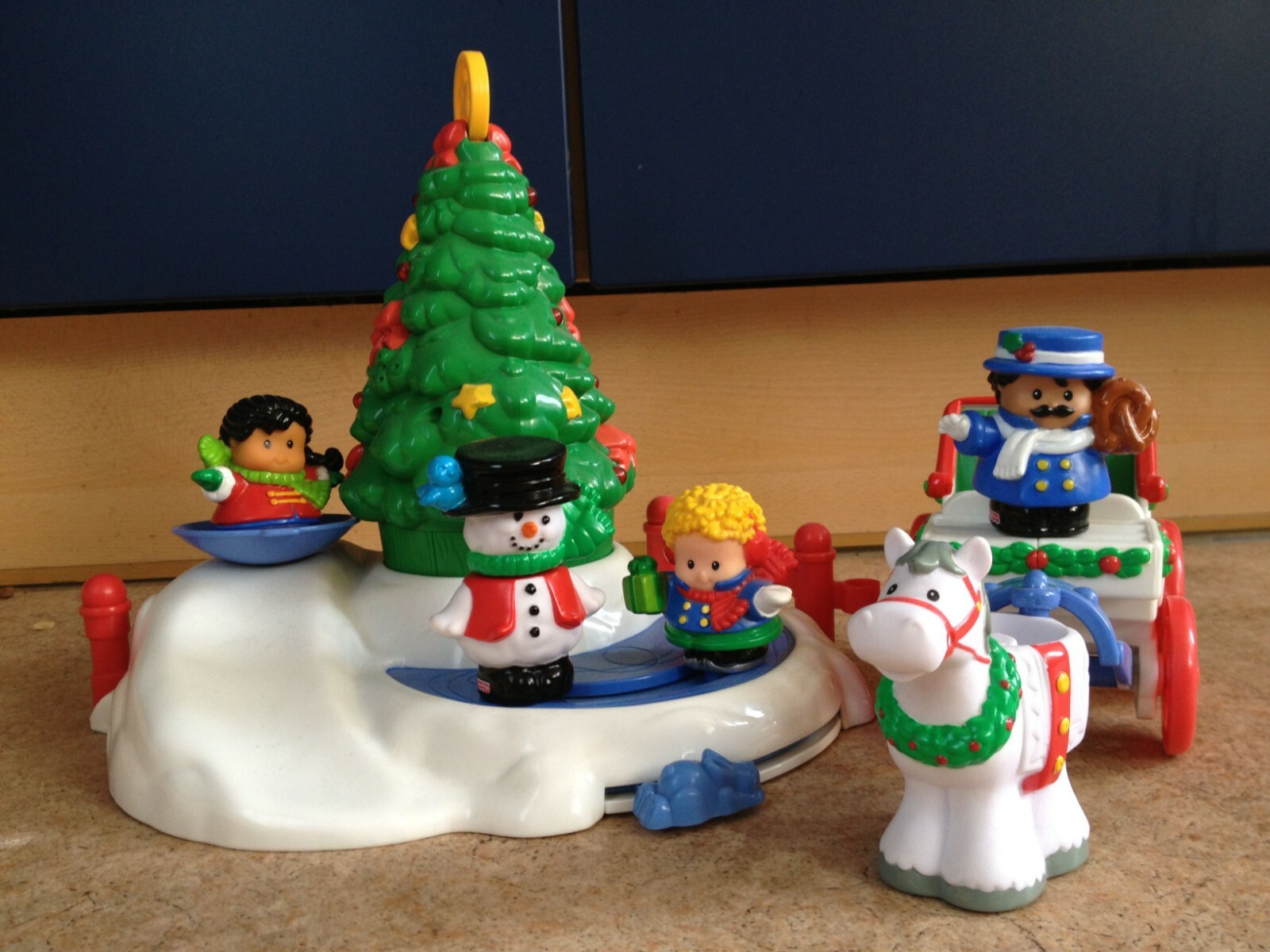 fisher price christmas tree