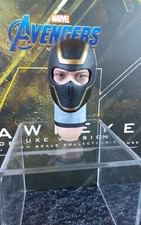 Hot Toys MMS532 Endgame Hawkeye Ronine 1/6 action figure's masked head sculpt 