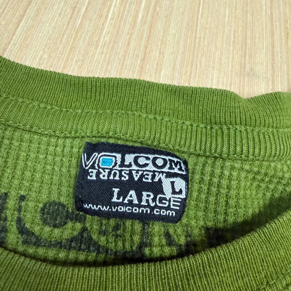 Vintage y2k Volcom Thermal T shirt waffle bikini babe Large mall goth skater - Image 3 of 4