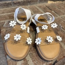Big Kids Steve Madden Jashlin White Strappy Flower Casual Sandals Size 2 Y 0020