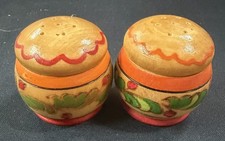 Russian Khokhloma Hand Painted Wooden Salt Pepper Shakers Set