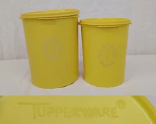 Tupperware 2 Piece Nesting Canisters w/ Lids Vintage 1970s Yellow #Z4524