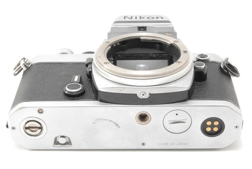 Rara [quasi come nuova] fotocamera reflex Nikon FE pellicola argento + obiettivo Ai 50 mm 1,8 D dal GIAPPONE - Foto 5 di 12