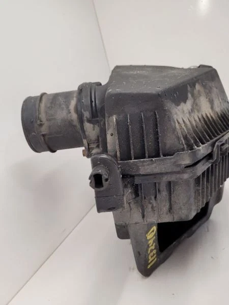 2008 2009 CADILLAC CTS Air Cleaner 3.6L Without Opt Btp 25774676 08-09 — 第 3/4 张图片