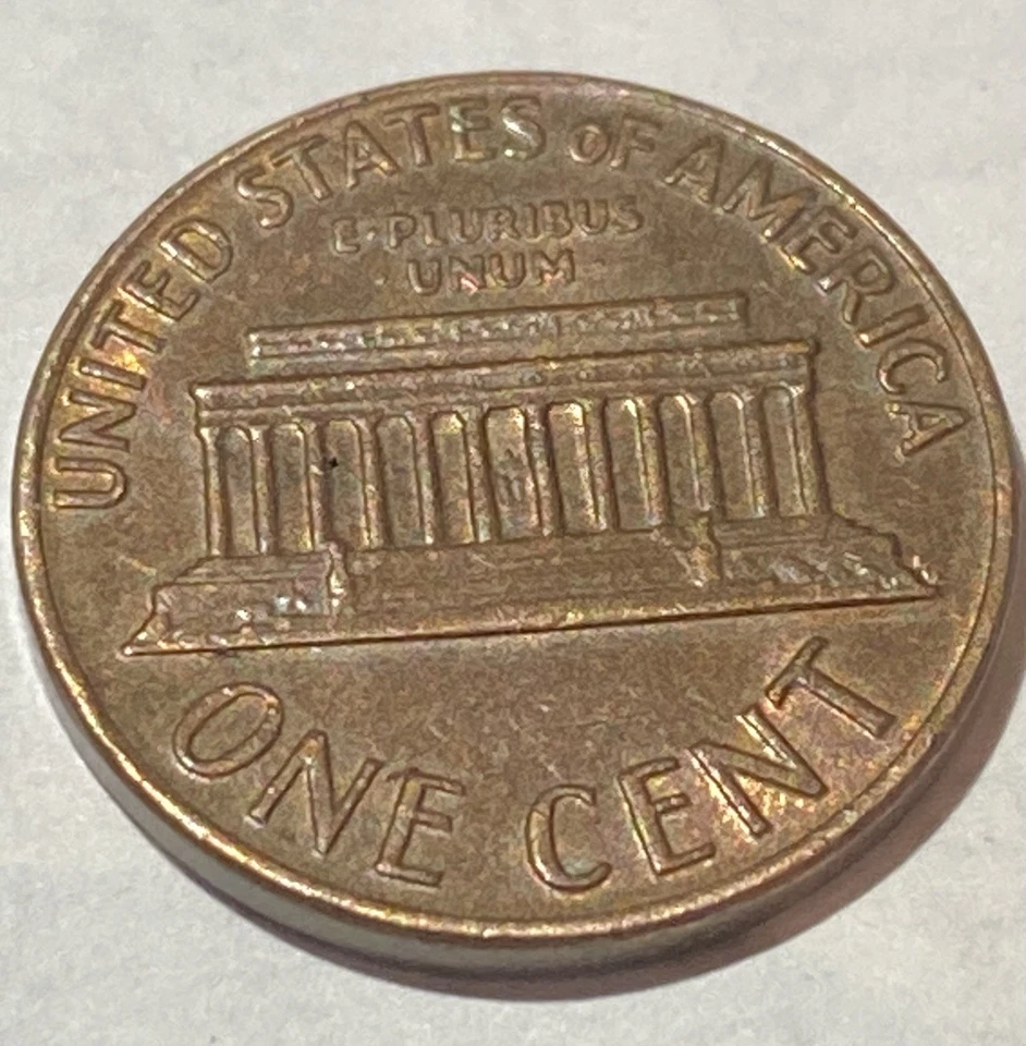 1969-S Lincoln Cent, No FG And Floating Roof Error Coin  - Image 2 of 2